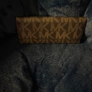 Michael kors wallet